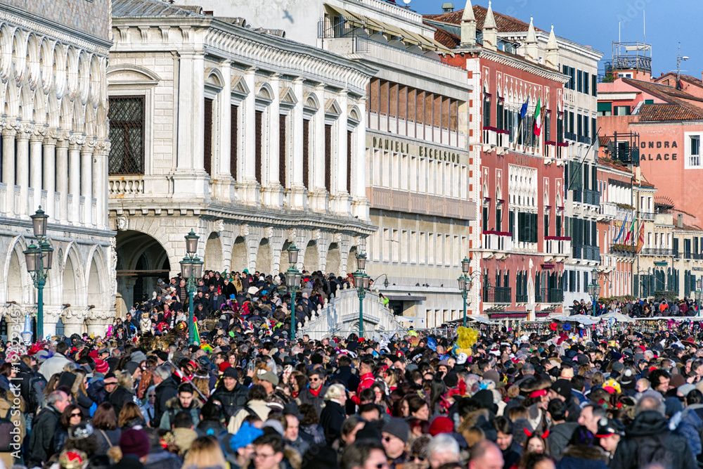 Overtourism, il fenomeno ha un primo studio di approccio scientifico